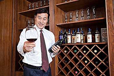 吃瓜黑料XXXX性视频,网络乱象惊爆，隐私权受侵，如何守护清朗空间？-1