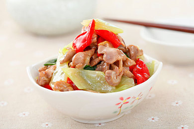 网曝反差婊黑料不卡一区,游戏《反差婊》引热议，亮点与争议并存-1