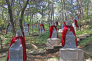 原神八重神子裸体 开腿动画,《原神》角色争议画面引玩家热议，miHoYo回应审查-2