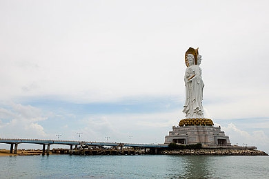 18  在线观看免费入口,影视盛宴免费享，独家入口等你来-1