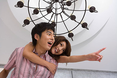 男人可以操的雌性宠物,宠物市场奇观：神秘雌性宠引关注-2