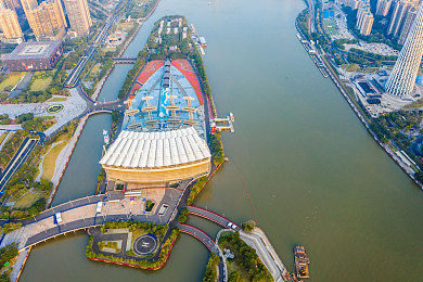 国产美女裸体软件,国产游戏新宠，视觉盛宴来袭-1