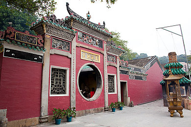 葫芦娃黄色软件,揭秘：葫芦娃软件藏隐患，警惕下载风险-1