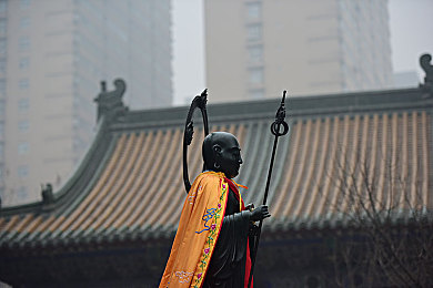 校花sp裸体晾臀打屁股,校园风波：校花隐私泄露引关注-3