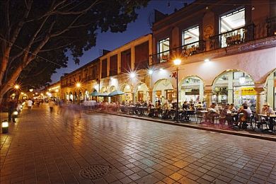 娇妻找按摩师泄欲,按摩奇遇：夫妻同店放松身心-1