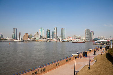 把校花 吊起来打屁股!,校园焦点事件：校花谣言真相揭秘-1