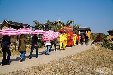 男生把手放在女生的坤坤里,浪漫邂逅新体验，游戏互动创新潮-3
