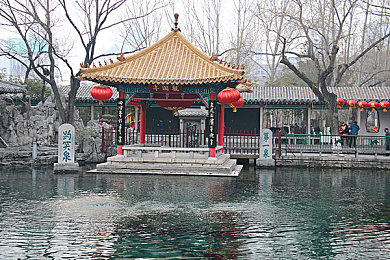 美女漏出奶头无马赛克,直播意外引风波，隐私监管待加强-2