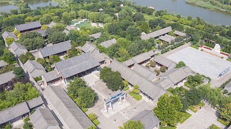 一个添上面二个人吃奶,传统喂养弊端引关注，科学育儿势在必行-2