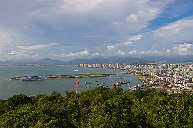 上课揉我下面 啊 嗯,课堂惊魂：意外举动引关注-2